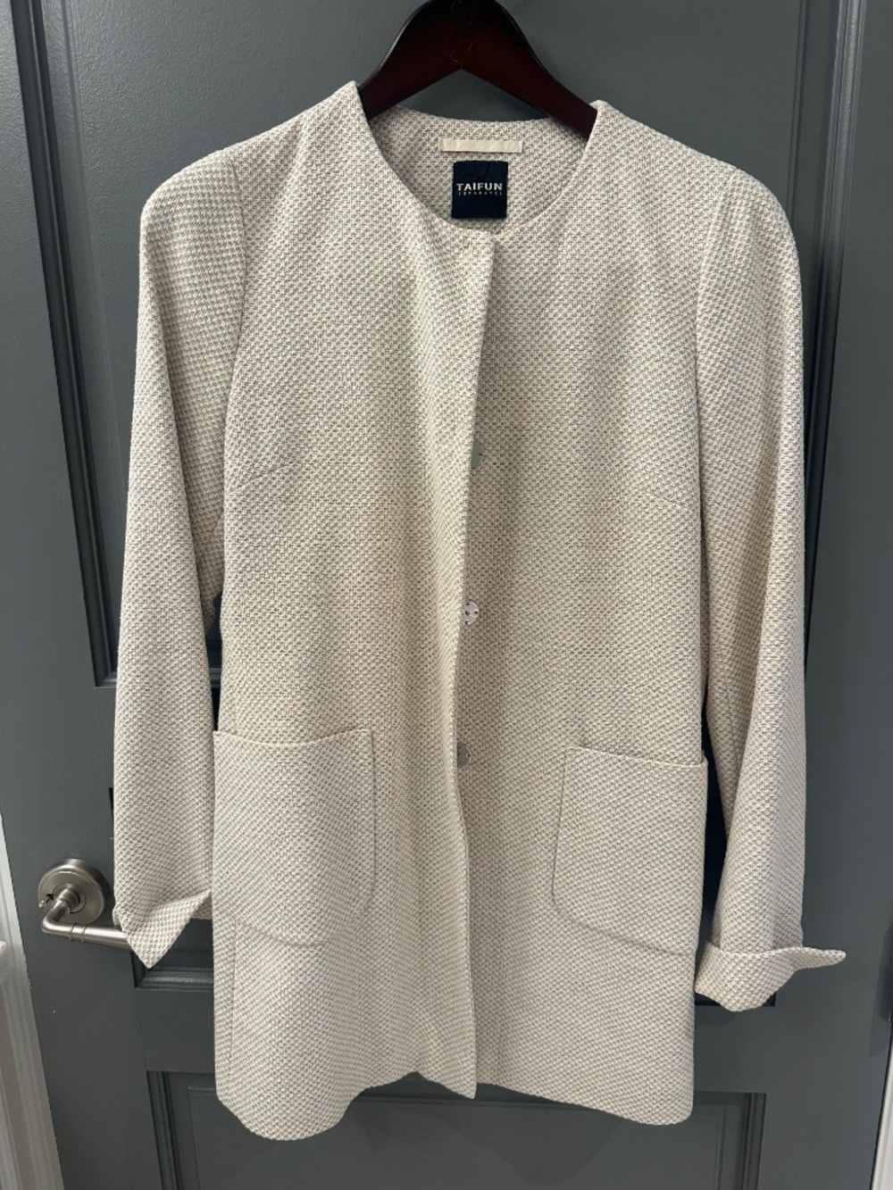 Long Business Jacket - Picture 3 of 3
